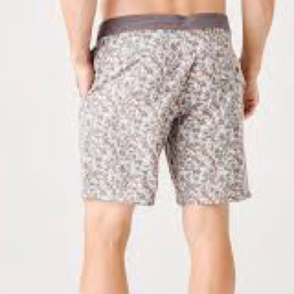 Katin Posey Board Shorts size 34 Medium